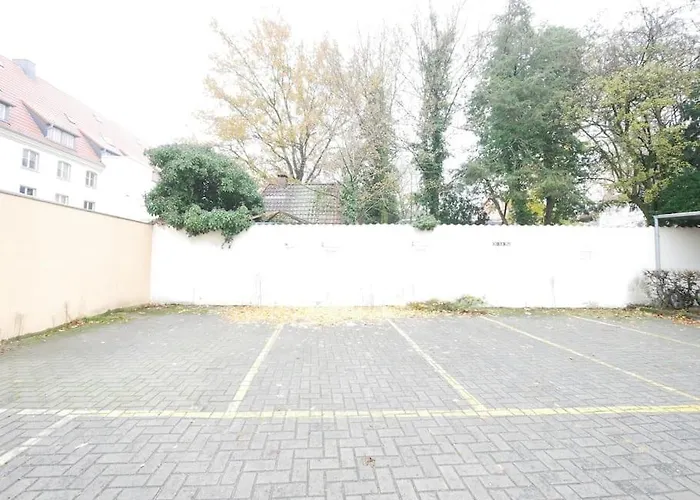 75 M2, Zentral, Gemuetlich, Eigener Parkplatz